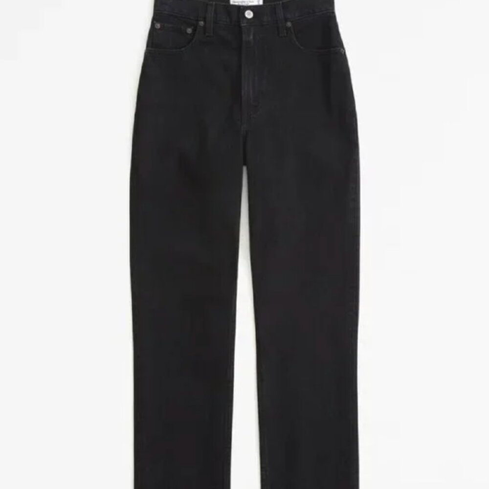 Abercrombie Ultra High Rise 90s Straight Jean in saturated black Size 31